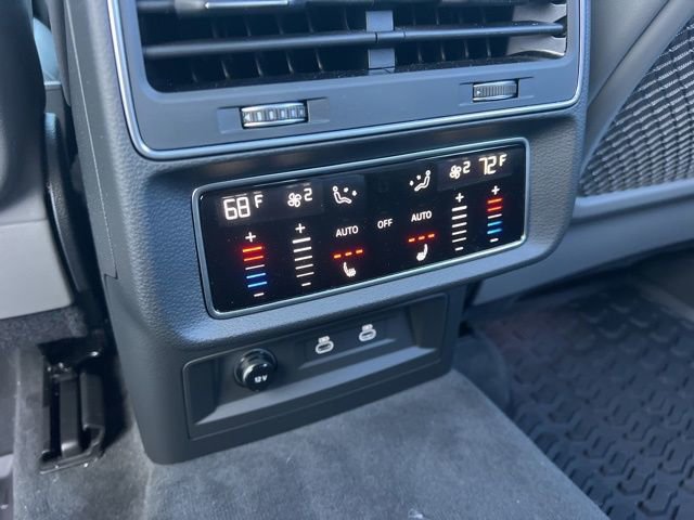 Used 2024 Audi SQ8 Premium Plus w/ Executive Package image 31