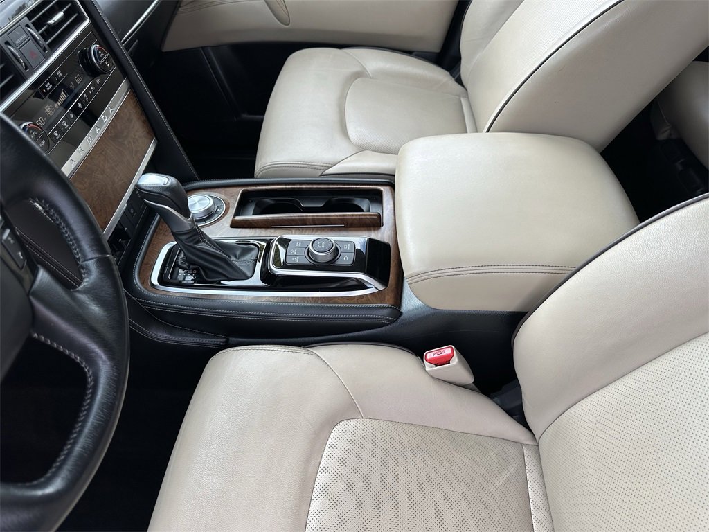 Used 2023 Nissan Armada SL w/ Captain's Chairs Package image 39