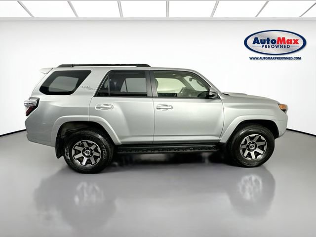 Used 2024 Toyota 4Runner TRD Off-Road Premium image 9
