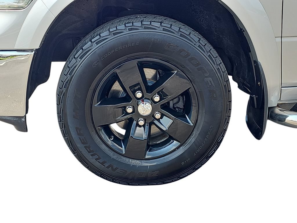 Used 2017 RAM 1500 Outdoorsman AWD/4WD image 30