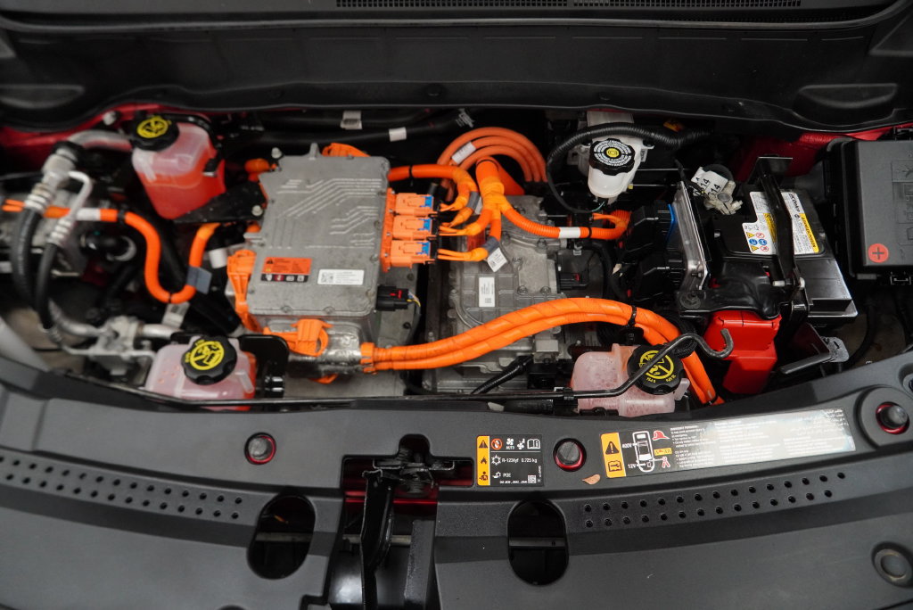 Certified 2023 Chevrolet Bolt EUV Premier FWD image 42