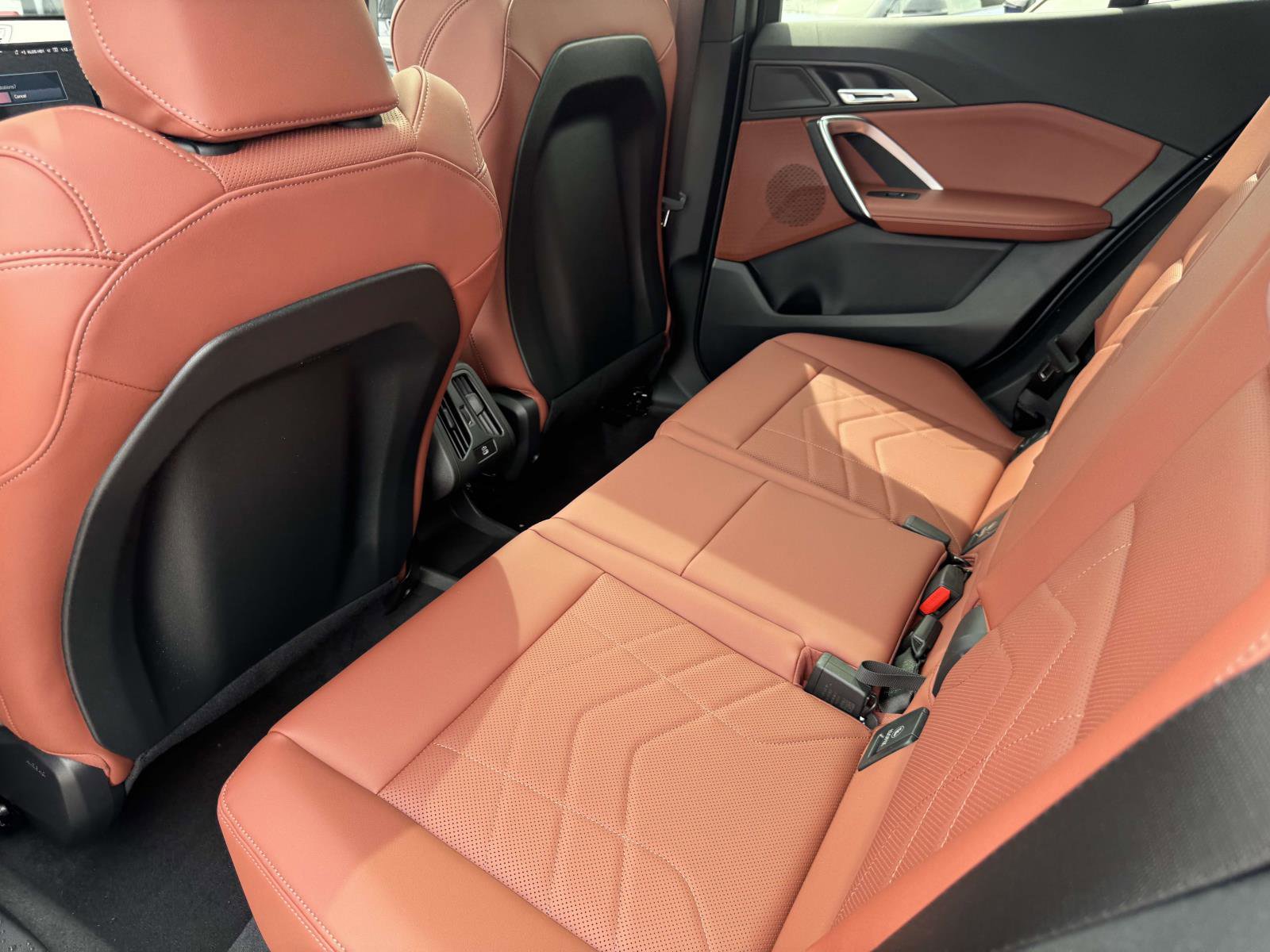 New 2026 BMW X2 xDrive28i w/ M Sport Package AWD/4WD image 10