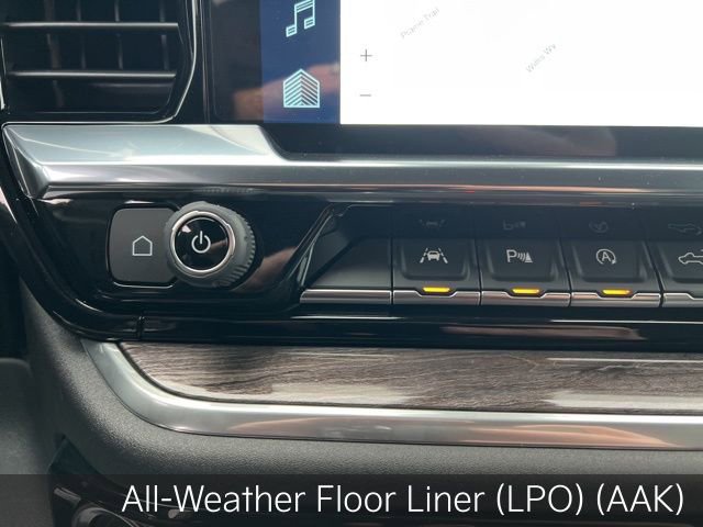 Used 2025 Chevrolet Silverado 1500 LTZ image 21