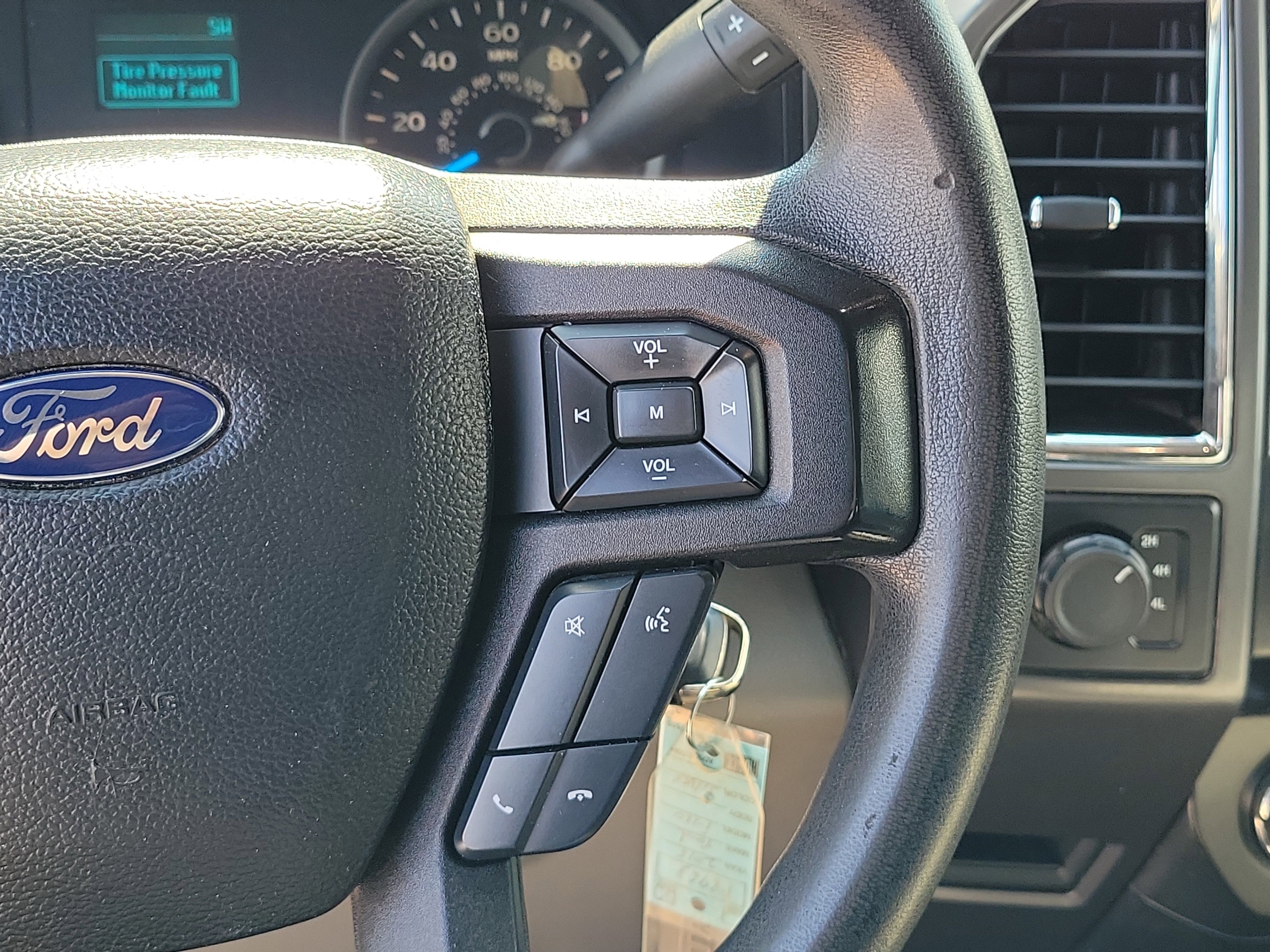 Used 2015 Ford F150 XLT w/ XTR Package image 23