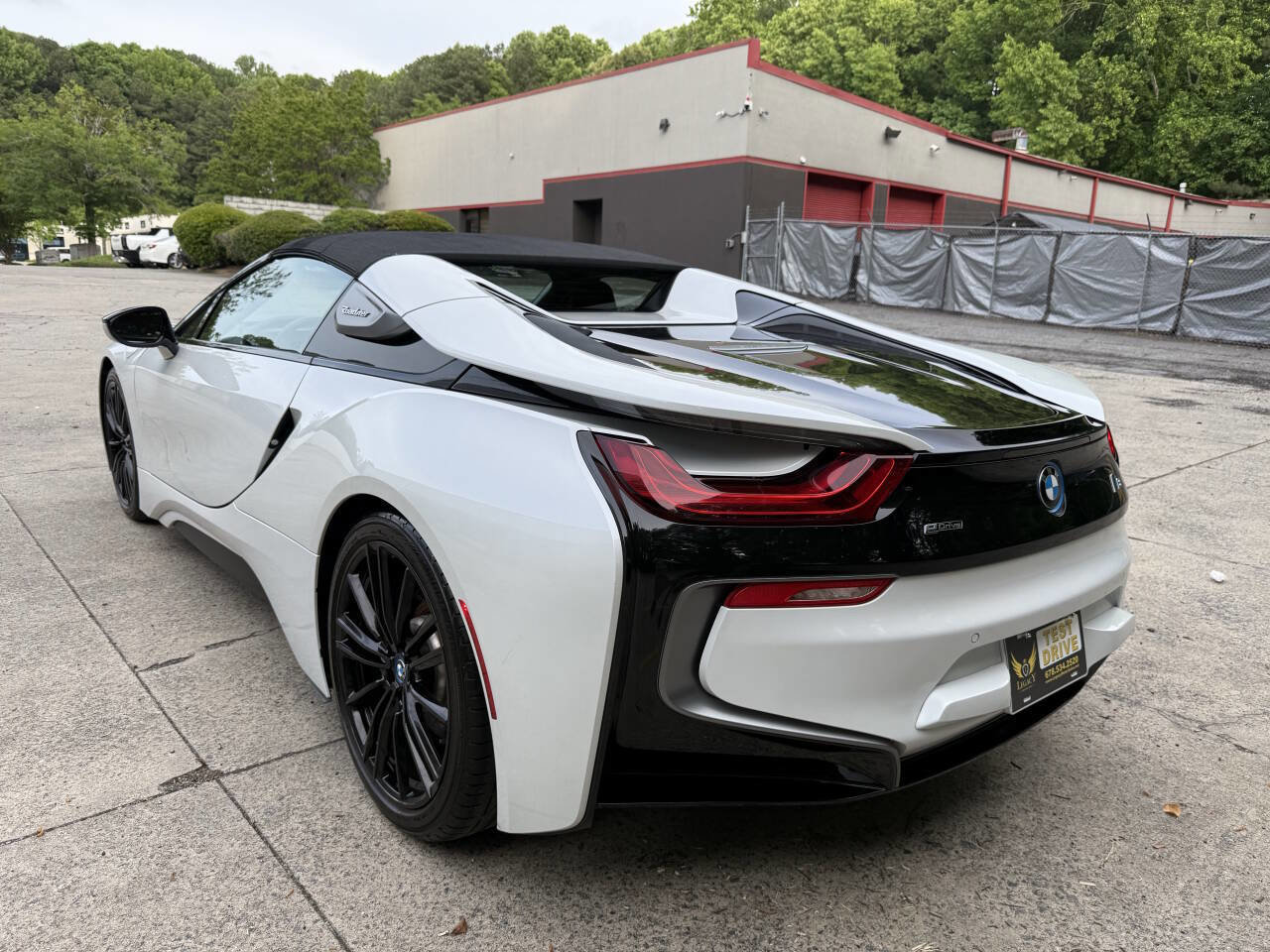 Used 2019 BMW i8 Roadster AWD/4WD image 7