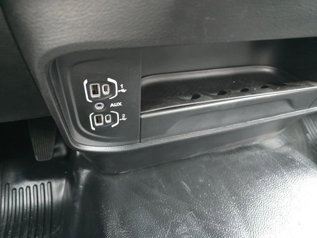 New 2026 RAM 3500 Tradesman AWD/4WD image 18