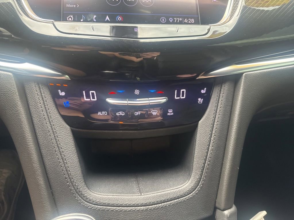 Used 2020 Cadillac XT6 Sport AWD/4WD image 34