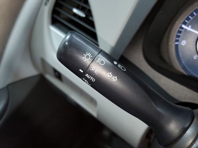 Used 2020 Toyota Sienna LE image 16