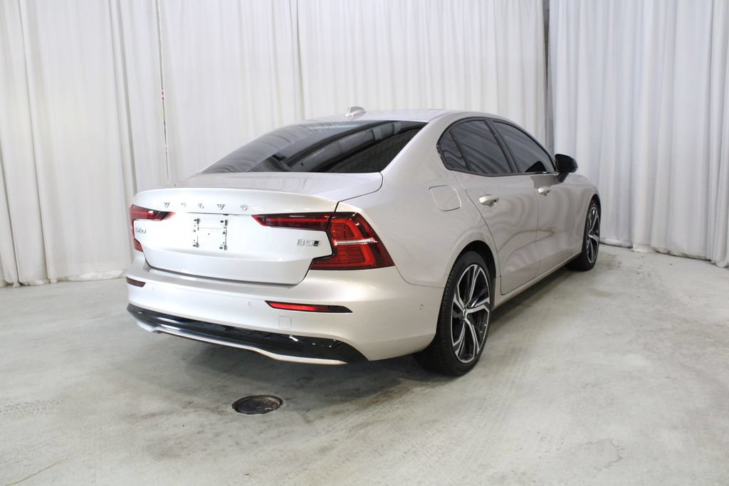 Used 2024 Volvo S60 B5 Plus w/ Climate Package AWD/4WD image 25