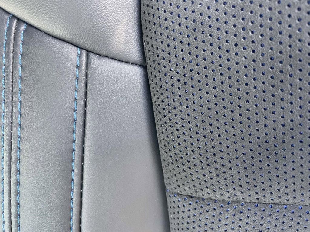 New 2025 Ford Mustang Dark Horse image 15