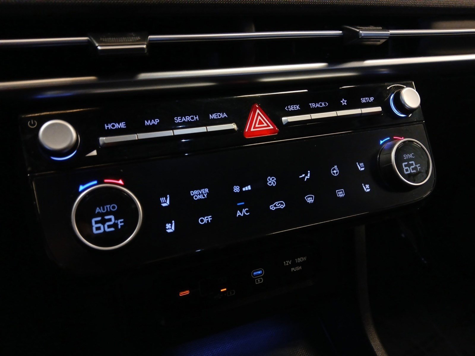 Certified 2025 Hyundai Tucson Limited image 40