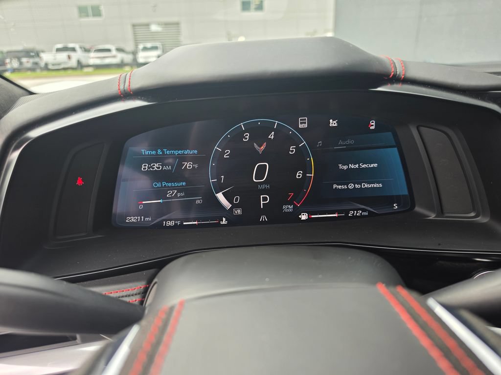 Used 2022 Chevrolet Corvette Stingray Premium Conv w/ Z51 Performance Package RWD image 17