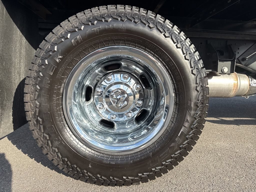Used 2024 RAM 3500 SLT w/ Quick Order Package 2YG SLT AWD/4WD image 11