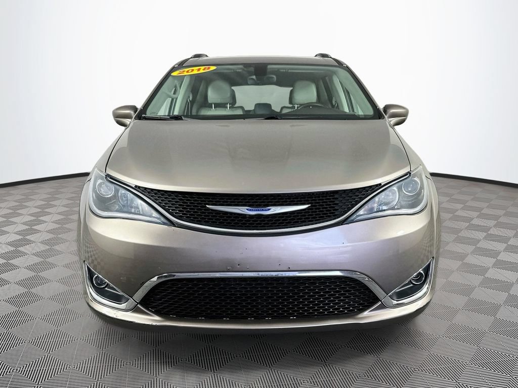 Certified 2018 Chrysler Pacifica Touring-L FWD image 4
