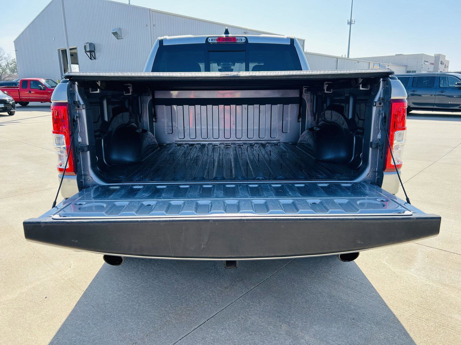 Used 2021 RAM 1500 Big Horn image 25