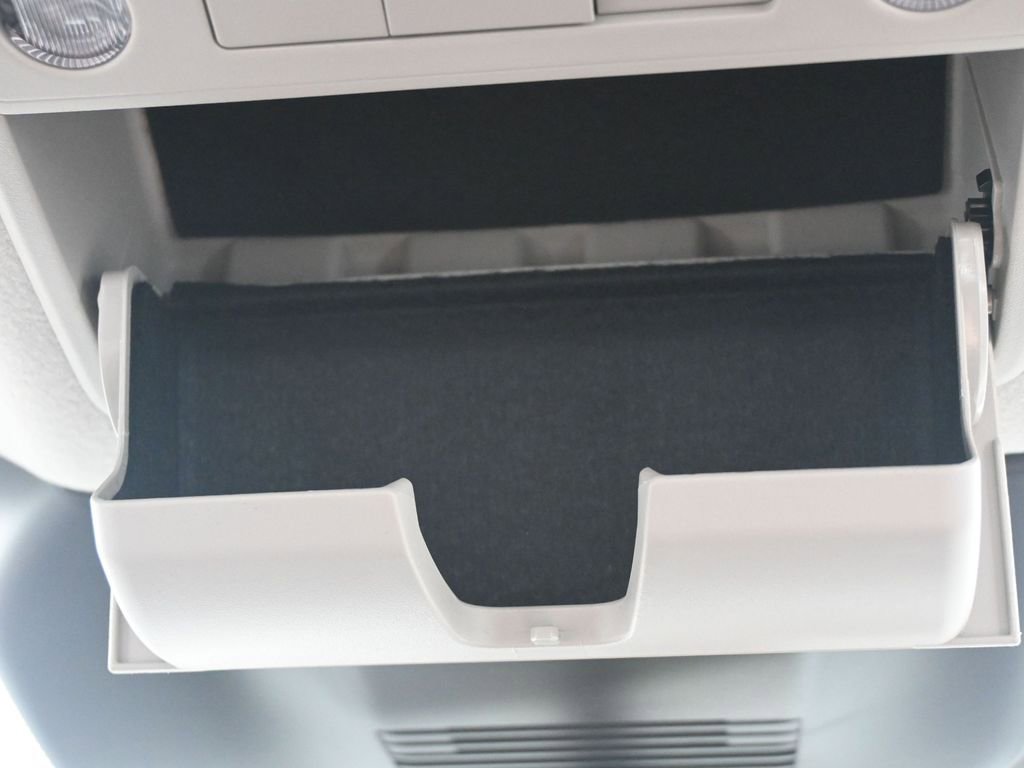 New 2026 Nissan Kicks SR w/ SR Premium Package AWD/4WD image 19