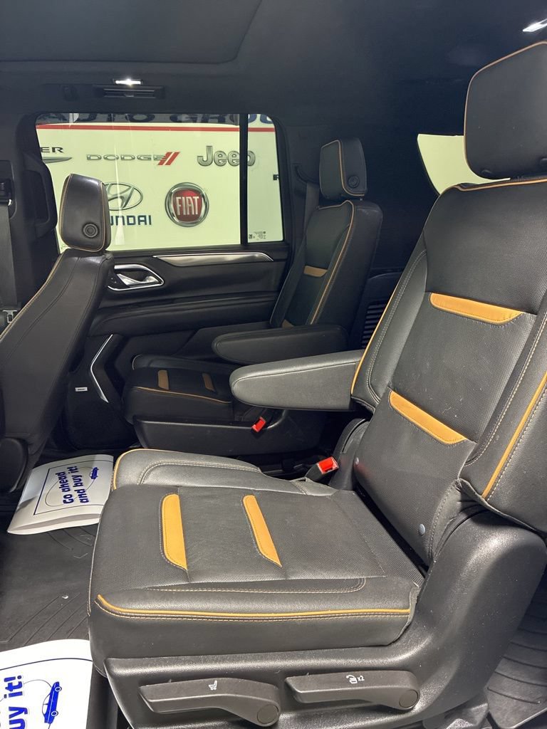 Used 2023 GMC Yukon XL AT4 w/ AT4 Premium Package AWD/4WD image 28