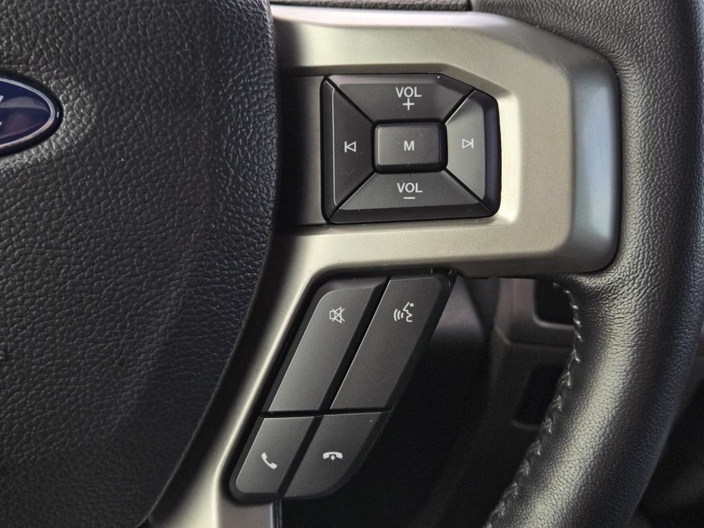 Used 2022 Ford F250 Lariat w/ Lariat Ultimate Package AWD/4WD image 11