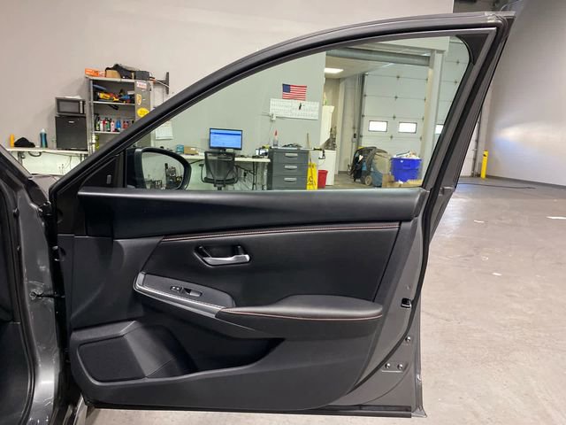 Certified 2024 Nissan Sentra SR image 28