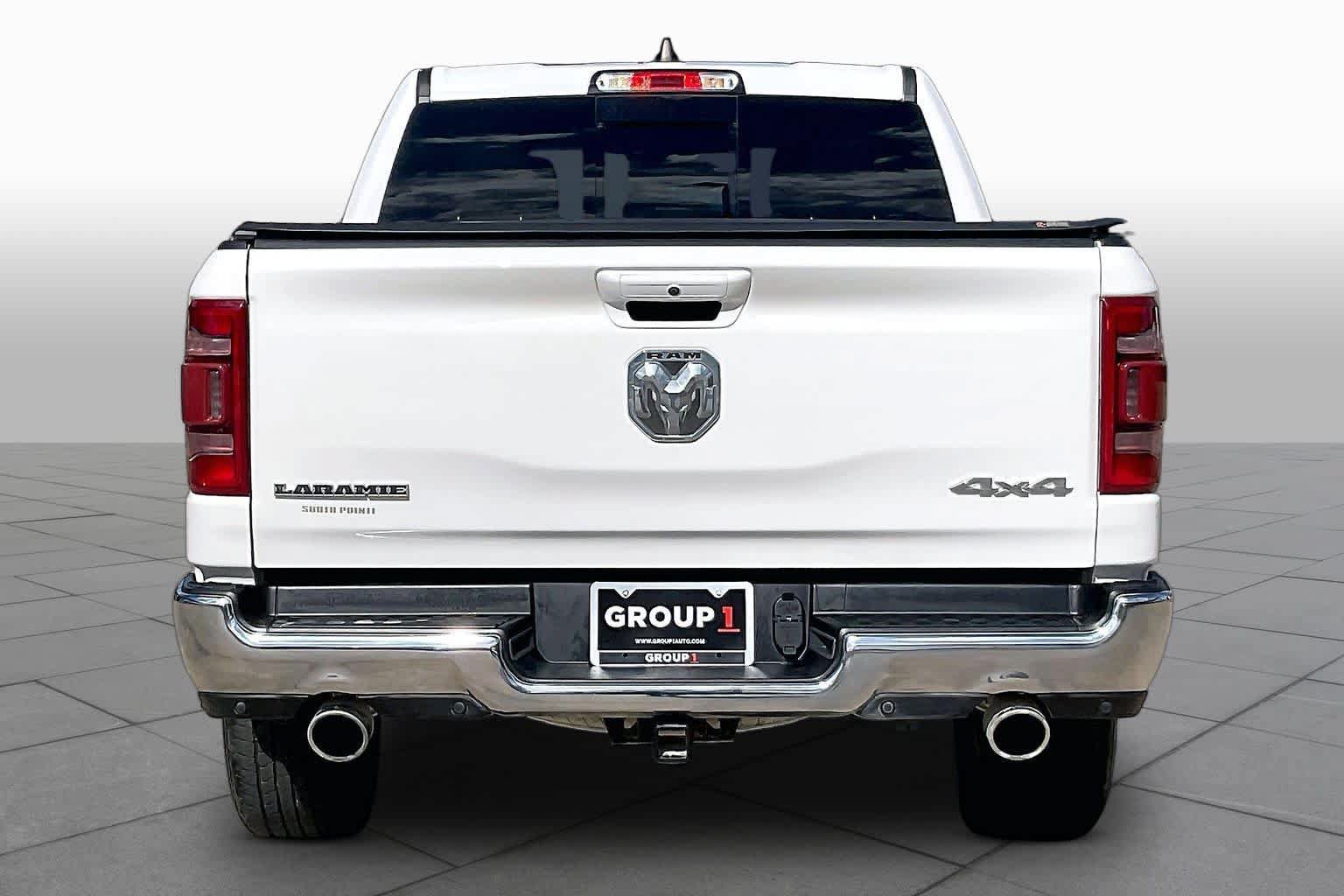 Used 2023 RAM 1500 Laramie AWD/4WD image 5