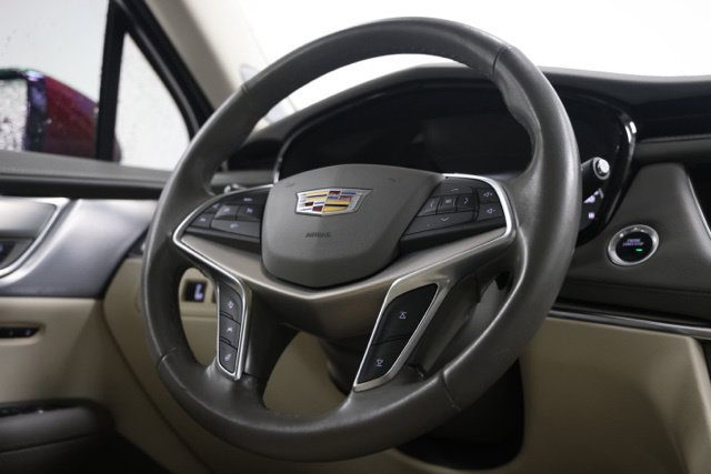Used 2024 Cadillac XT5 Premium Luxury AWD/4WD image 41