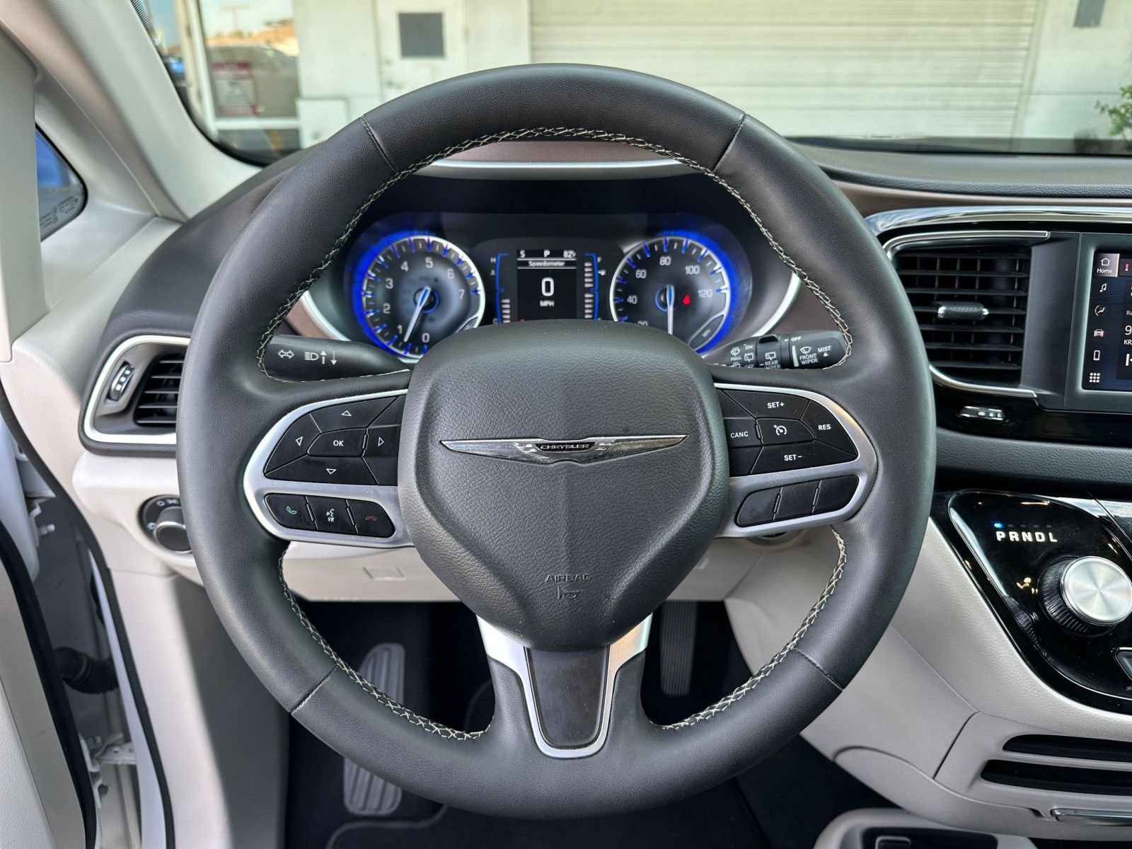 Used 2024 Chrysler Voyager LX FWD image 29