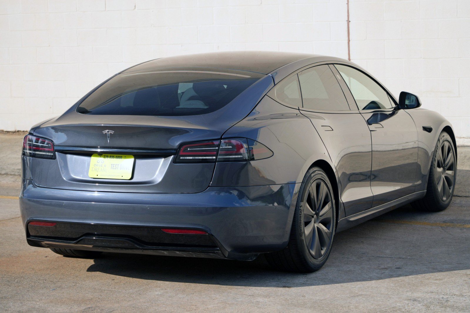 Used 2022 Tesla Model S AWD/4WD image 57