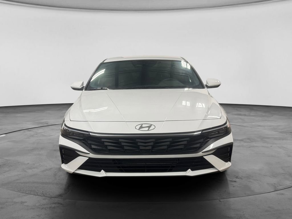 Certified 2024 Hyundai Elantra SEL image 11