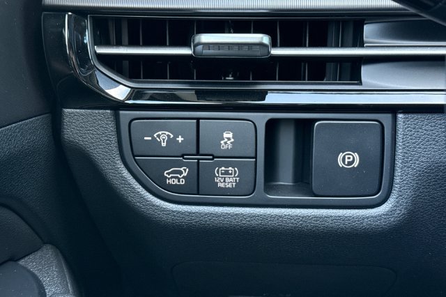 New 2027 Kia Sportage EX FWD image 32