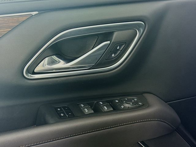 Used 2023 Chevrolet Suburban High Country image 20