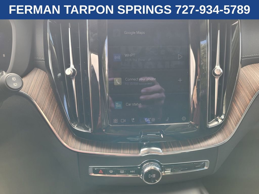 Certified 2023 Volvo XC60 B5 Ultimate w/ Climate Package image 25