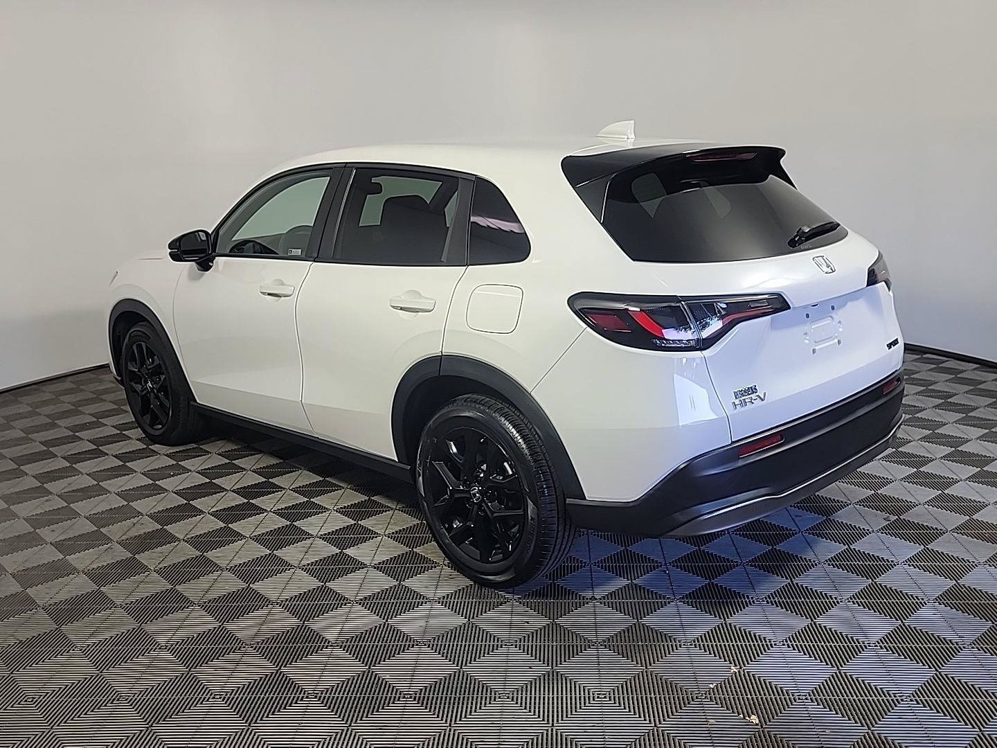 Certified 2024 Honda HR-V Sport image 9