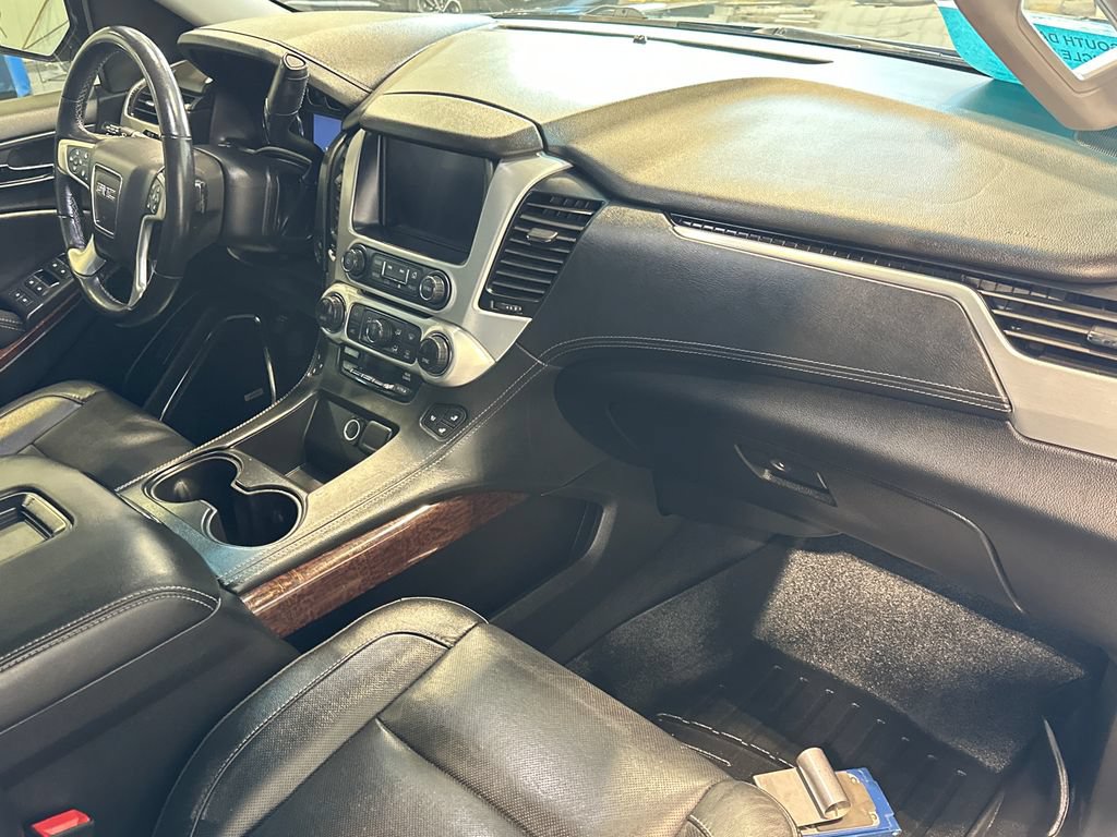 Used 2019 GMC Yukon SLT AWD/4WD image 36
