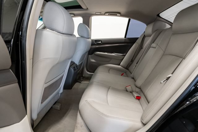 Used 2013 INFINITI G37 x Sedan w/ Premium Pkg AWD/4WD image 24