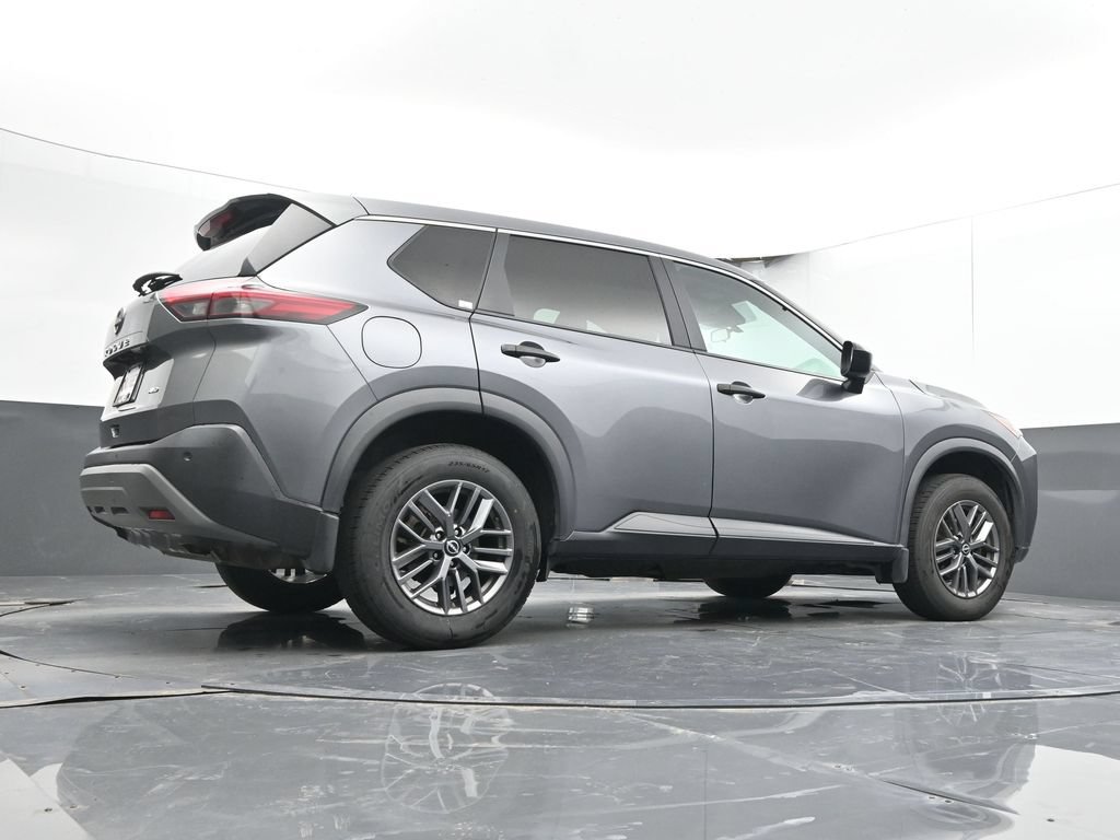 Used 2023 Nissan Rogue S AWD/4WD image 33