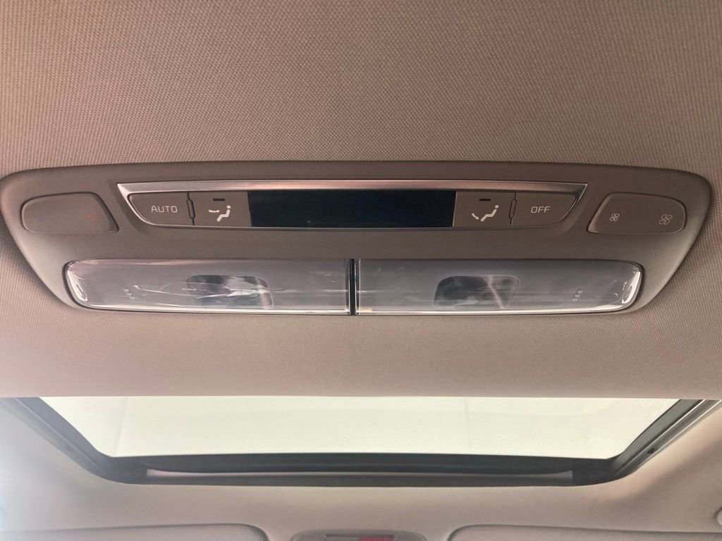 Certified 2023 Kia Telluride S w/ S Sunroof Package image 15