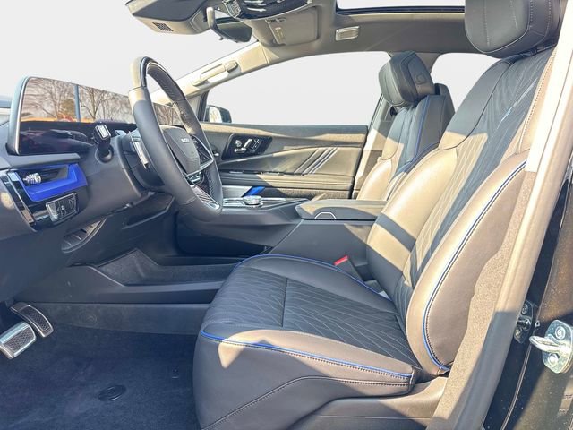 New 2026 Cadillac Optiq V image 16