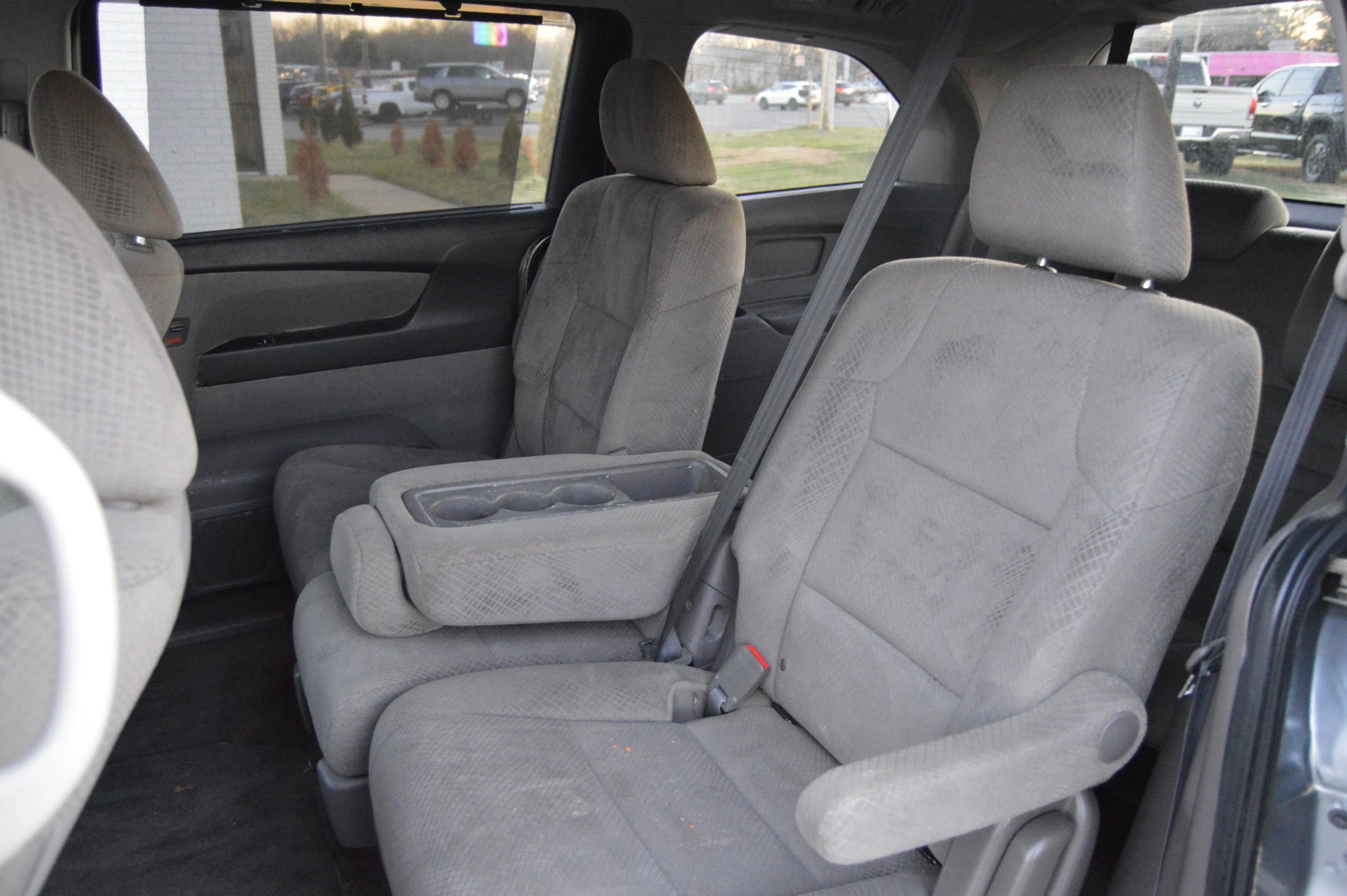 Used 2017 Honda Odyssey SE image 18