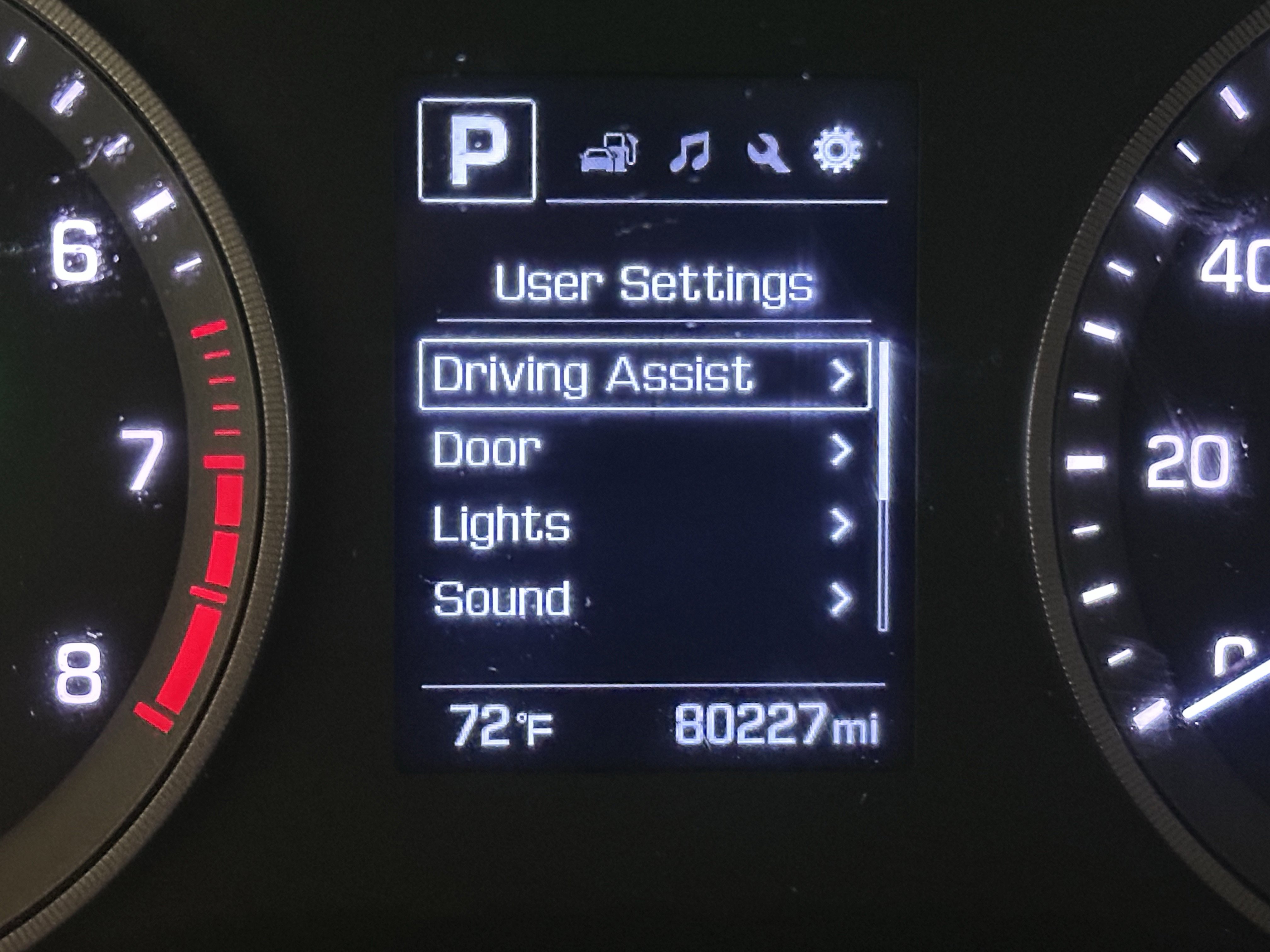 Used 2018 Hyundai Tucson Sport w/ Cargo Package image 47