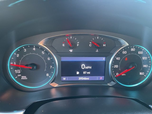 Used 2023 Chevrolet Traverse LT image 23