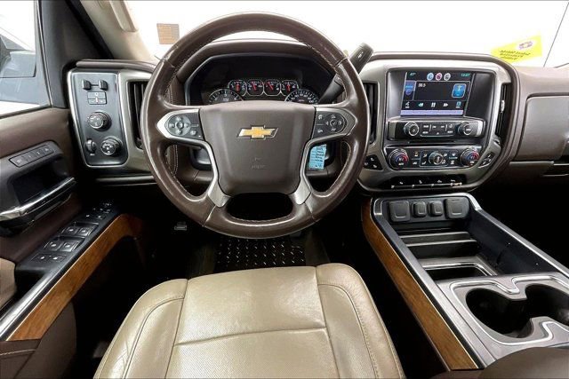 Used 2015 Chevrolet Silverado 1500 LTZ image 3