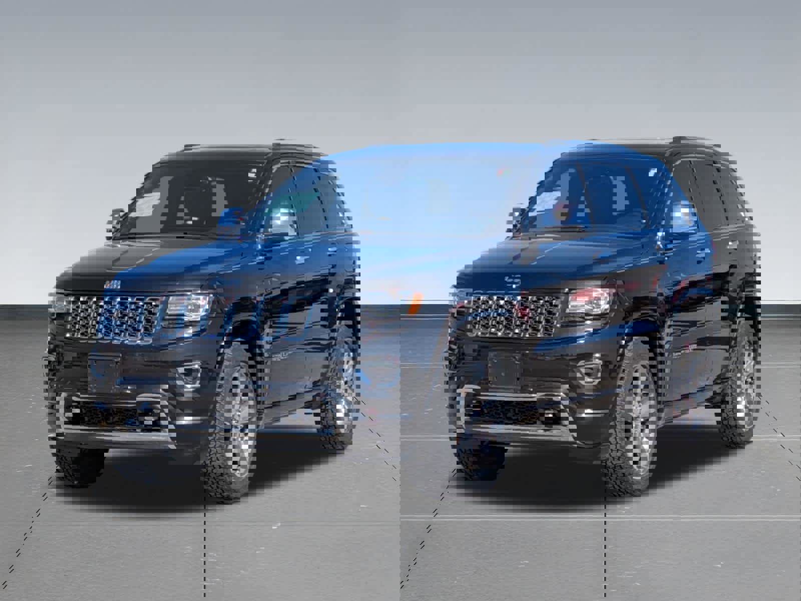 Used 2014 Jeep Grand Cherokee Overland w/ Advanced Technology Group image 9