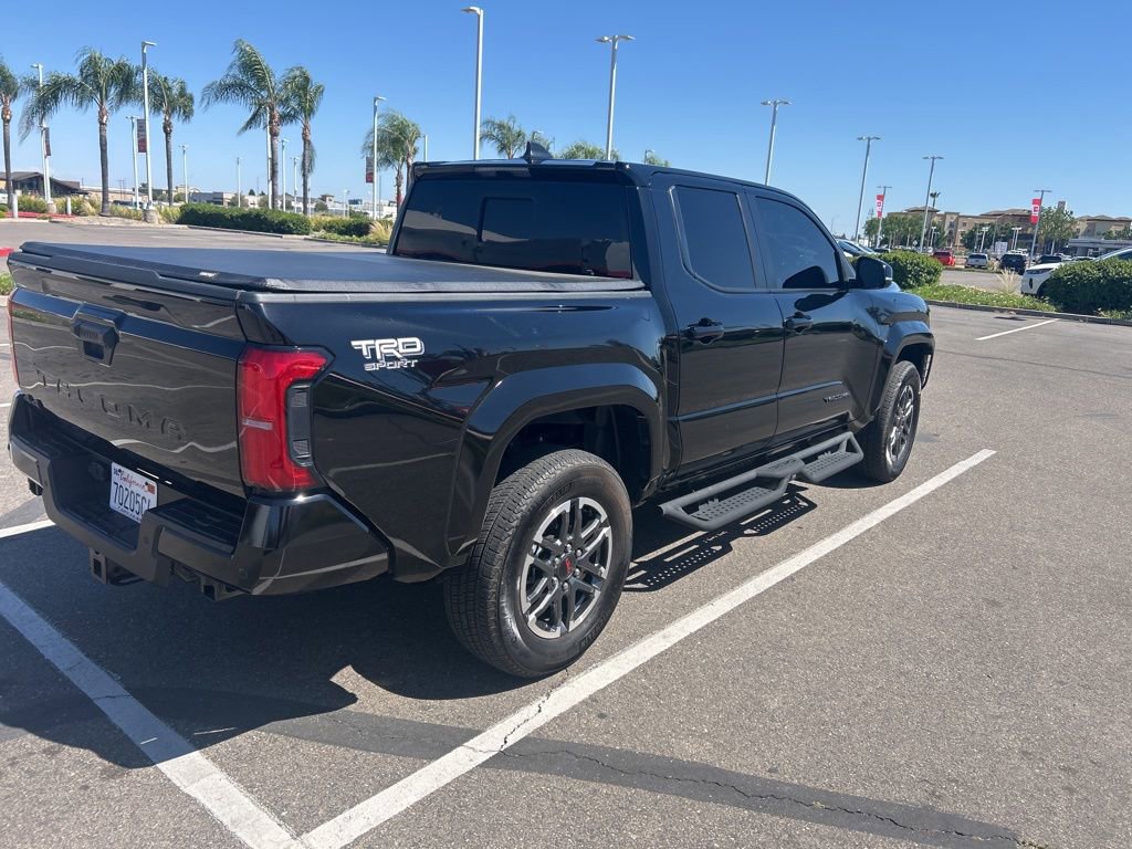 Used 2024 Toyota Tacoma TRD Sport w/ TRD Sport Upgrade Package AWD/4WD image 4
