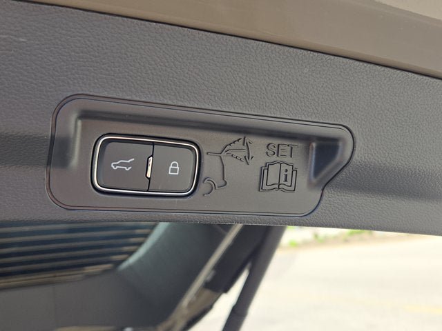 New 2026 Ford Explorer ST-Line AWD/4WD image 17