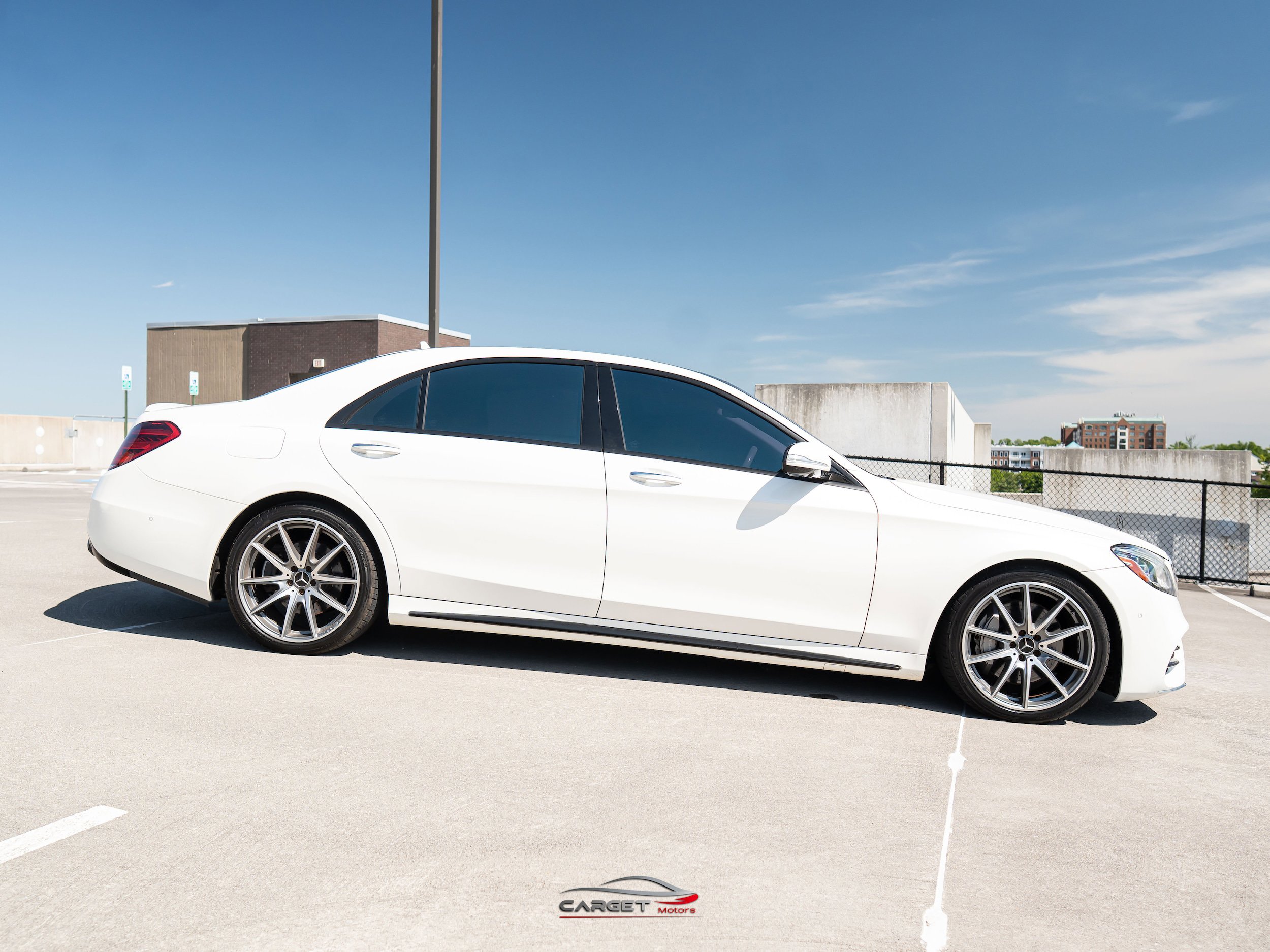 Used 2018 Mercedes-Benz S 560 Sedan w/ AMG Line Exterior image 8