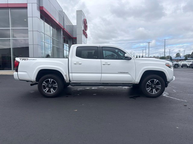 Used 2019 Toyota Tacoma TRD Sport RWD image 8