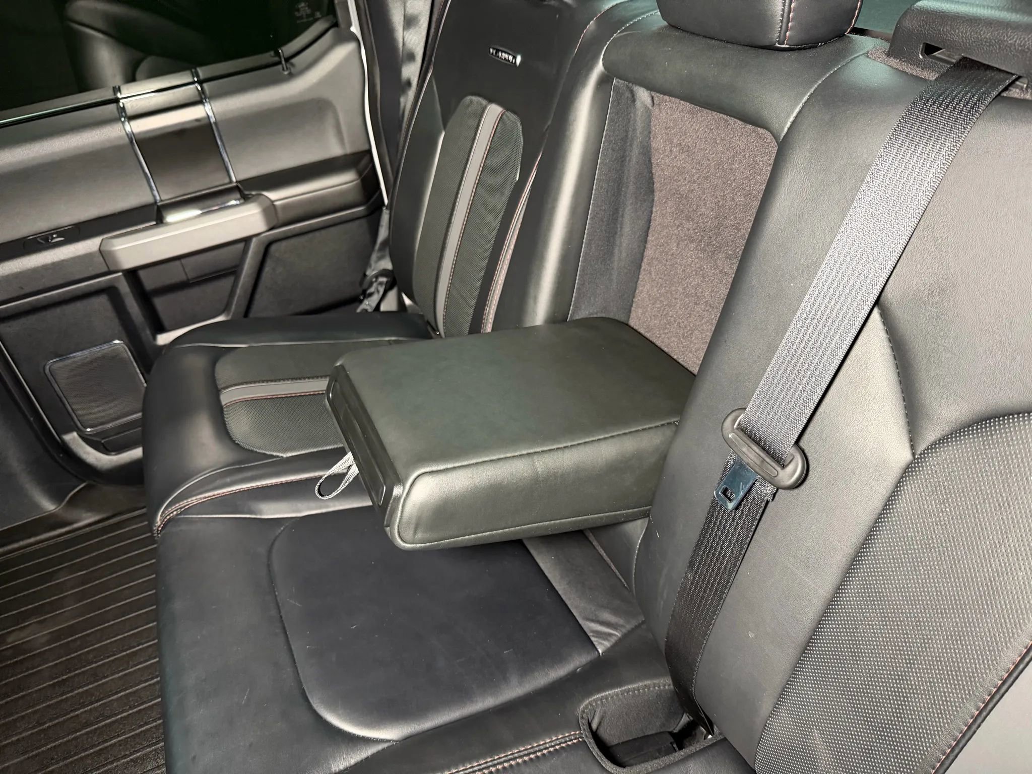 Used 2019 Ford F150 Platinum image 23