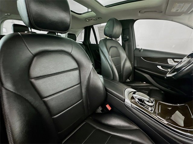 Used 2016 Mercedes-Benz GLC 300 4MATIC w/ Multimedia Package image 29
