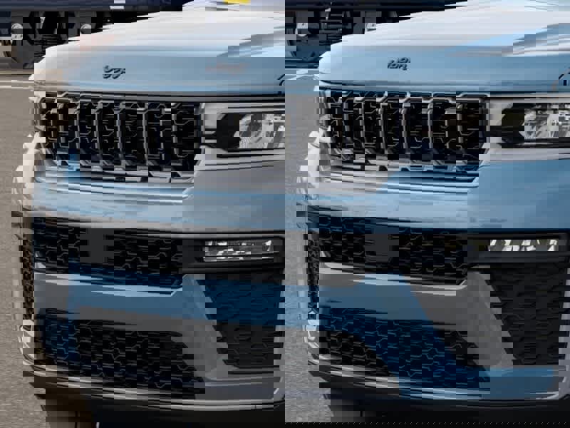 New 2026 Jeep Grand Cherokee Limited image 11