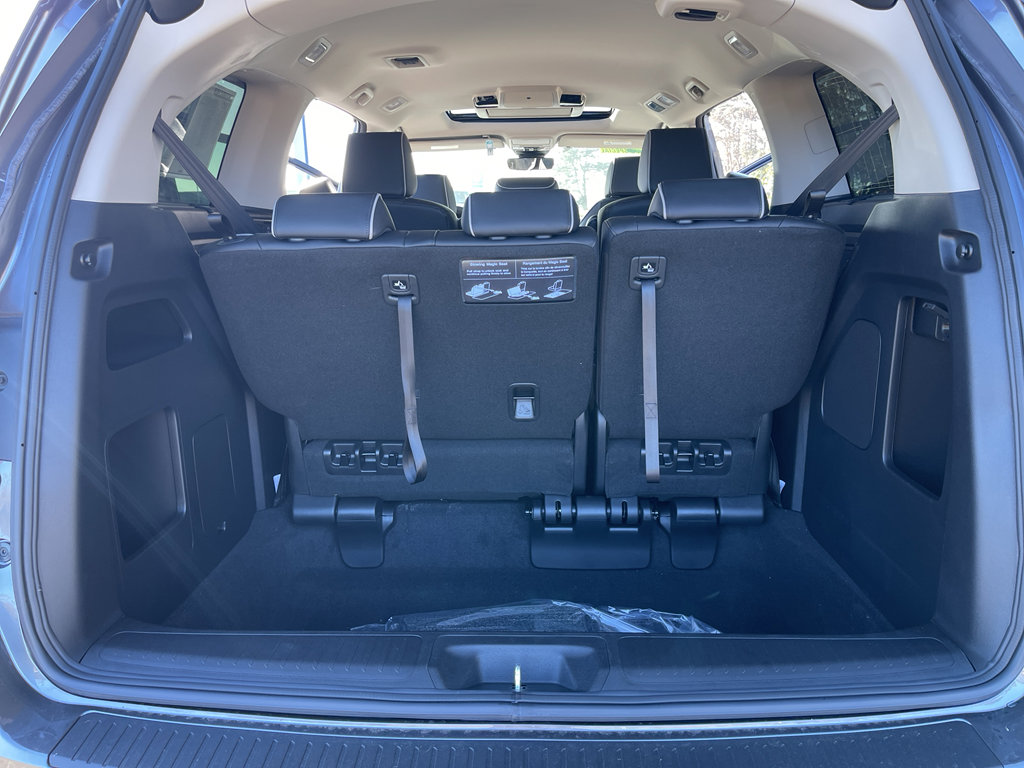 New 2026 Honda Odyssey Touring image 17